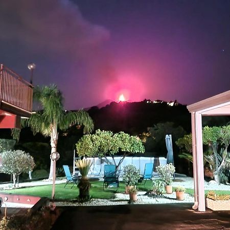 Villa Laura ปิเอดิมอนเต เอตเนโอ ภายนอก รูปภาพ